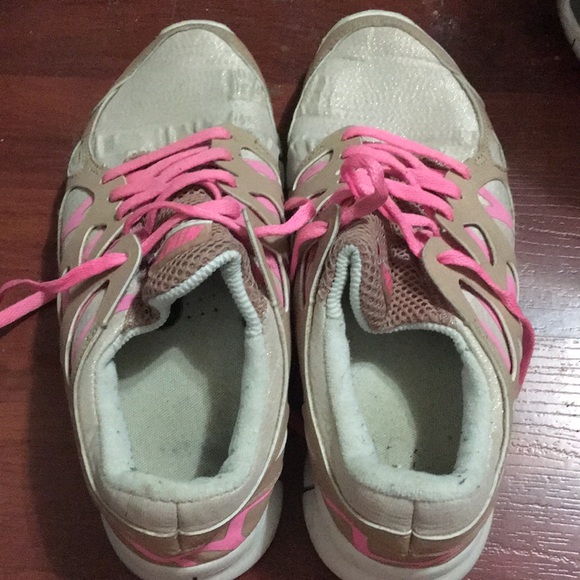 Cute glitter athletic shoes - Picture 2 of 4